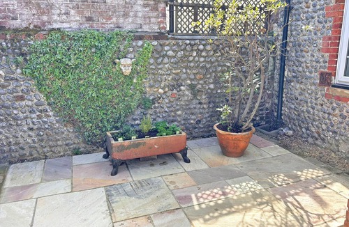Bacton Cottage | 4 bedroom accommodation in Bacton, Norwich