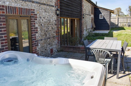 Compton Cottage | 4 bedroom accommodation in Compton, near Chichester