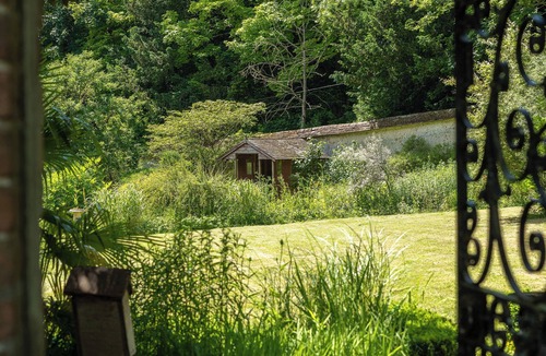 Shrewton Cottage | 4 bedroom accommodation in Shrewton, near Salisbury