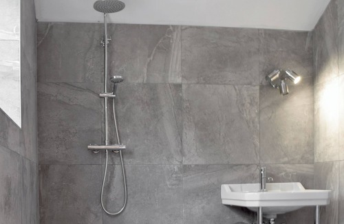 Rhydymwyn Cottage | 4 bedroom accommodation in Mold