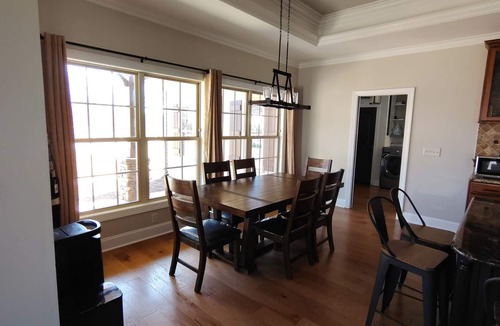 Mount Mourne House | 4-bedroom house in fabulous China Grove with AC, WiFi