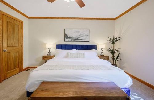 Cary House | 4 Beds ,King Bed, Tvs, Kids essentials, office, Grill, Crib, in Bond park ,PNC Arena