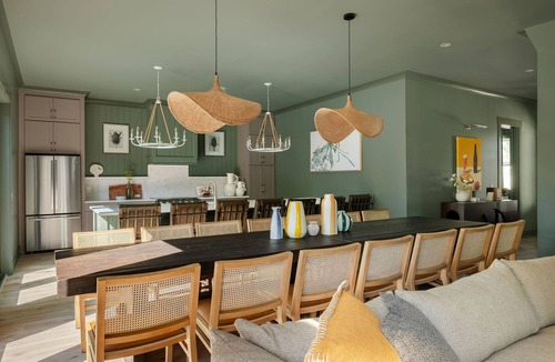 Thunderbolt House | 4 Luxury Homes | 86 Guests | Private Pools & Spa