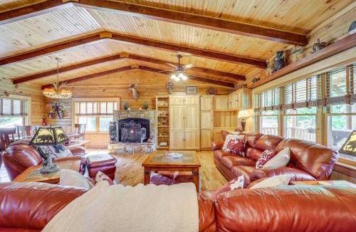 Newland House | 4 Mi to Grandfather Mountain Cabin in Newland!