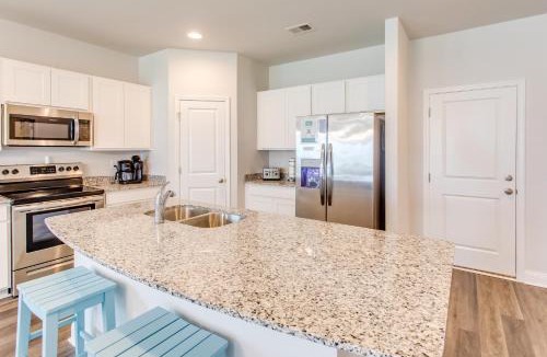 Ocean Isle Beach House | 4 Mi to Ocean Coastal Gem in North Carolina!