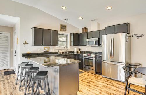 Ogden House | 4 Mi to UNCW Quiet Wilmington Escape