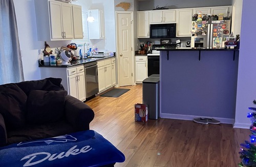 Jamestown House | 4 Miles from Downtown Furniture Market prime location