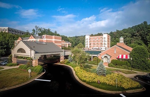 Asheville Hotel | 4-Star Hotel ∙ DoubleTree by Hilton Biltmore/Asheville