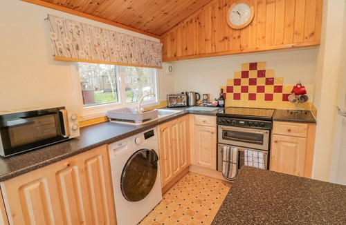 Swarland Cottage | 4 THE OAKS, pet friendly, with a garden in Swarland