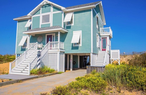 Sea Scape House | 4000 Fragile Magic * SUPER Oceanfront * Hot Tub * Pier Views