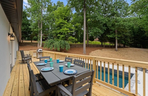 Mooresville House | 418 m² House ∙ 7 bedrooms ∙ 18 guests
