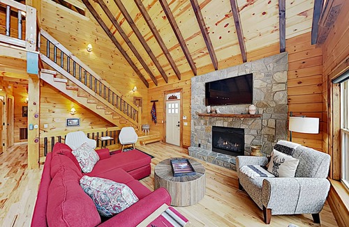 Maggie Valley House | 418 m² House ∙ 4 bedrooms ∙ 9 guests
