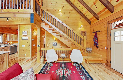Maggie Valley House | 418 m² House ∙ 4 bedrooms ∙ 9 guests