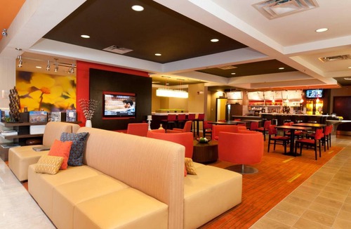 Huntersville Hotel | 42 m² Hotel ∙ 127 guests
