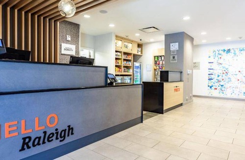 Southwest Raleigh Hotel | 42 m² Hotel ∙ 127 guests