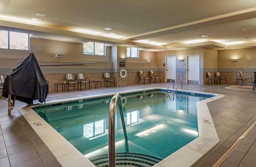 Huntersville Hotel | 42 m² Hotel ∙ 6 guests
