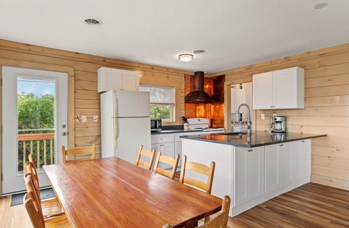 South Nags Head House | 427 - Newly Renovated Nags Head Ocean-Side Rental Just Steps to the Beach