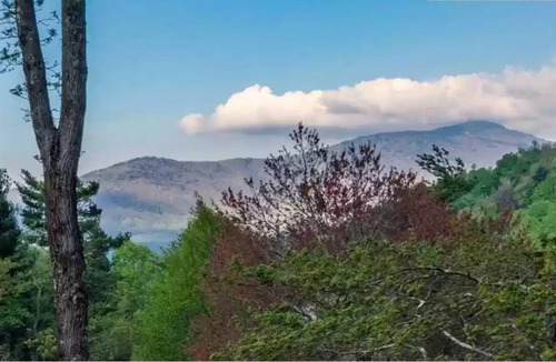 Blowing Rock Cabin | 429 m² Cabin ∙ 4 bedrooms ∙ 12 guests