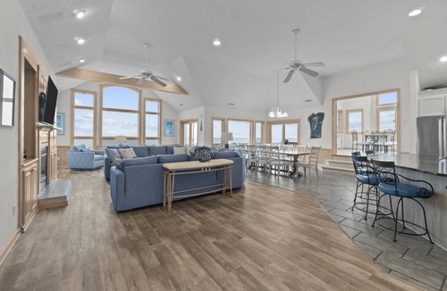 Pine Island House | 440 m² House ∙ 6 bedrooms ∙ 16 guests