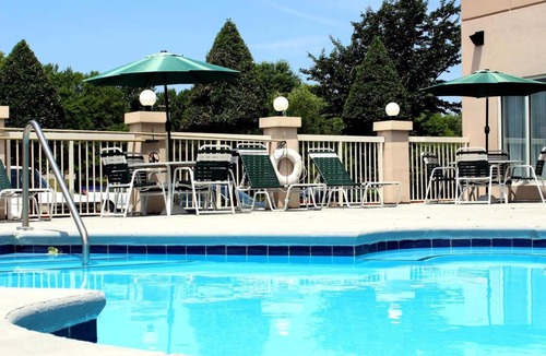 Pineville Hotel | 45 m² Hotel ∙ 127 guests