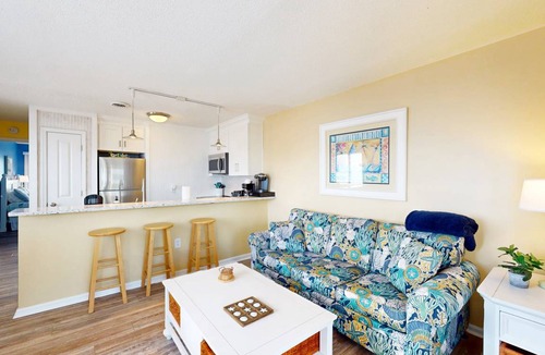 North Carolina Coast Condo | 47 m² Condo ∙ 1 bedroom ∙ 4 guests