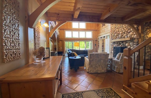 Fairview House | 483 m² House ∙ 7 bedrooms ∙ 20 guests