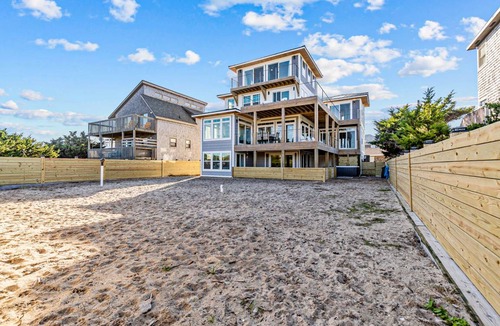 Ocean Isle Estates House | 492 m² House ∙ 8 bedrooms ∙ 18 guests