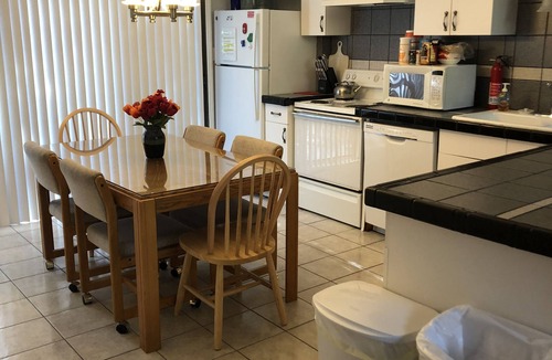 Pinehurst House | 4BR/4BA Better Known as Hackers Hideaway - Sleeps up to 8 people
