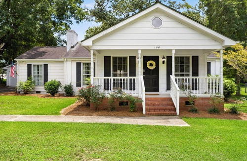 Buies Creek House | 4BR Home - A Walk to Campbell Univ - Pet-Friendly