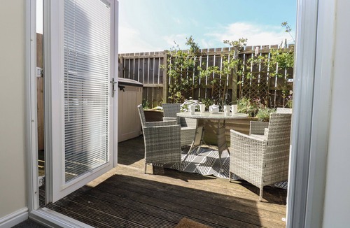 Seaham Cottage | 5 ASHCROFT MEWS, pet friendly, with a garden in Seaham