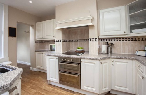 Upper Town Cottage | 5 Bed in Bath (oc-bhr41)