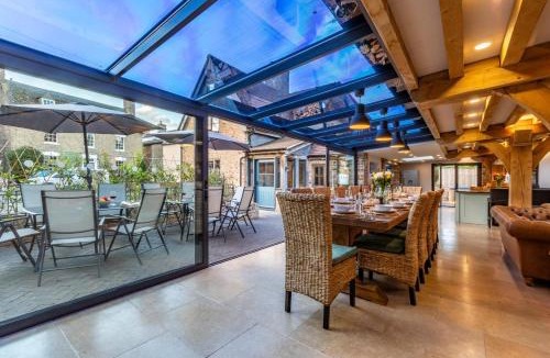 Dursley House | 5 Bed in Frampton On Severn oc-d29489