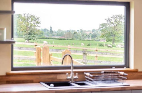Holcombe Rogus Cottage | 5 Bed in Holcombe Rogus (oc-f39895)