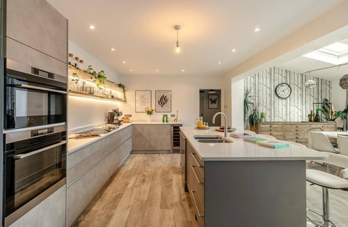 Mitchell Cottage | 5 Bed in Mitchell (oc-c28801)