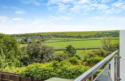 Studland Cottage | 5 Bed in Studland (oc-wy365)