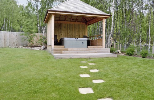 Aviemore Cottage | 5 bedroom accommodation in Aviemore