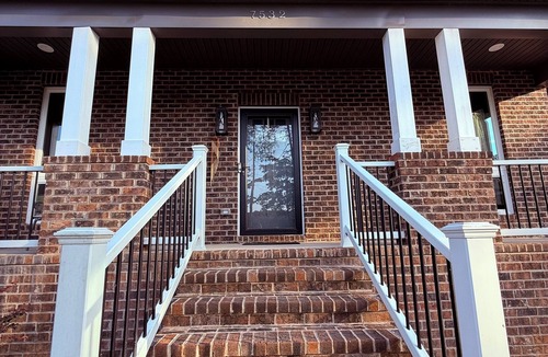 Westport House | 5-Bedroom Family House - Lake Norman - Westport