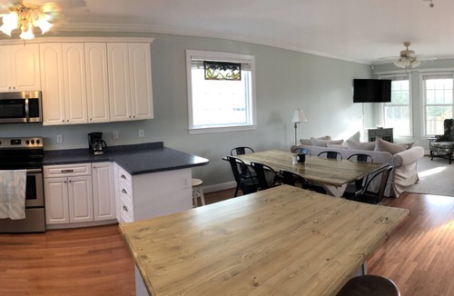 Surf City House | 5 bedrooms, 4 baths, 2 half baths, private pool & private beach access