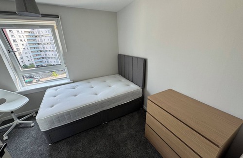 Gifford Apartment | 5 mins to The Pleasance and Royal Mile- 4 Bedroom Apartment