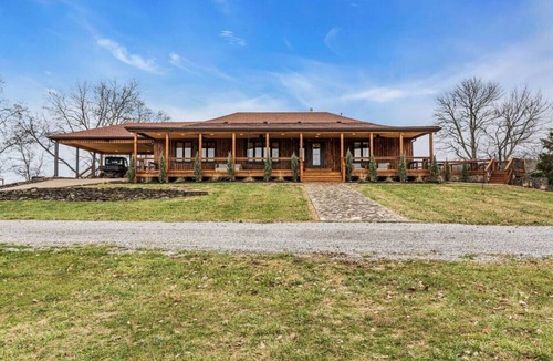 Gallatin Cabin | 50 Acre Lux Cabin w Private Lake Pool Sauna