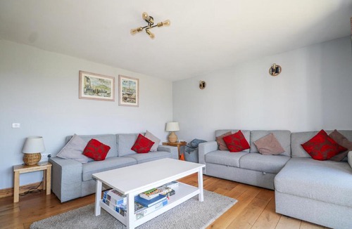 Pagham House | 50 Harbour Road