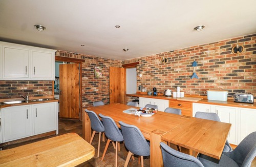 Pagham Cottage | 50 Harbour Road