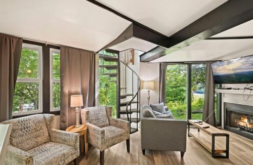 Sugar Mountain Ski Chalet | 520 Briarcliff Rd B by Carolina Stays