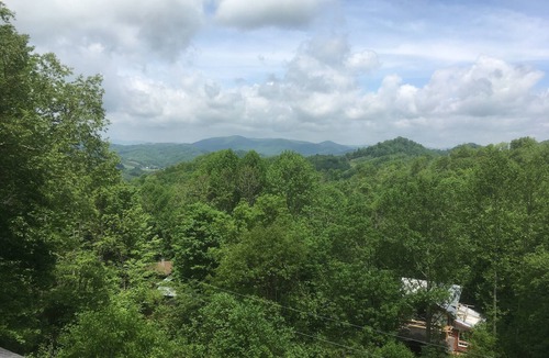 Creston House | 58 Acre home in the middle of 23,00 acre State Park