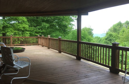Creston House | 58 Acre home in the middle of 23,00 acre State Park