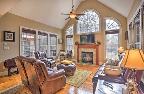 Wake Forest House | 585 m² House ∙ 5 bedrooms ∙ 16 guests