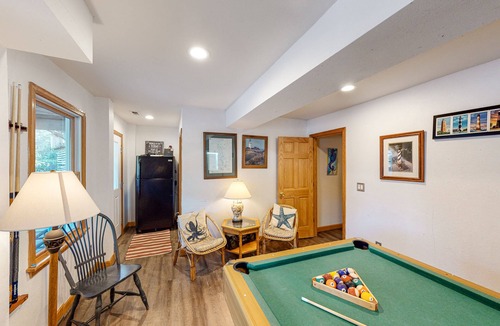 Ocean Sands House | 5BR Dog Friendly | Private Pool | Hot Tub