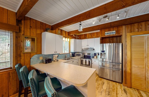 Ocean Sands House | 5BR Dog Friendly | Private Pool | Hot Tub