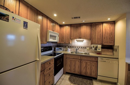 Sugar Mountain Condo | 5th Floor Condo w/Views of Grandfather Mountain