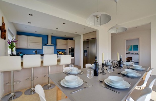 Constantine Bay Cottage | 6 Bed in Constantine Bay (oc-p00571)